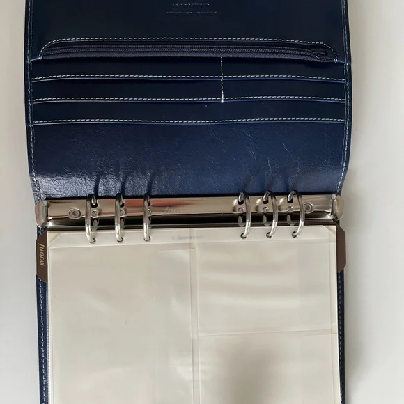 Filofax Malden - A5 Navy - Picture 6 of 7